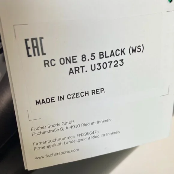 NWT Fischer Black RC One 8.5 Ski Boots - Picture 15 of 16